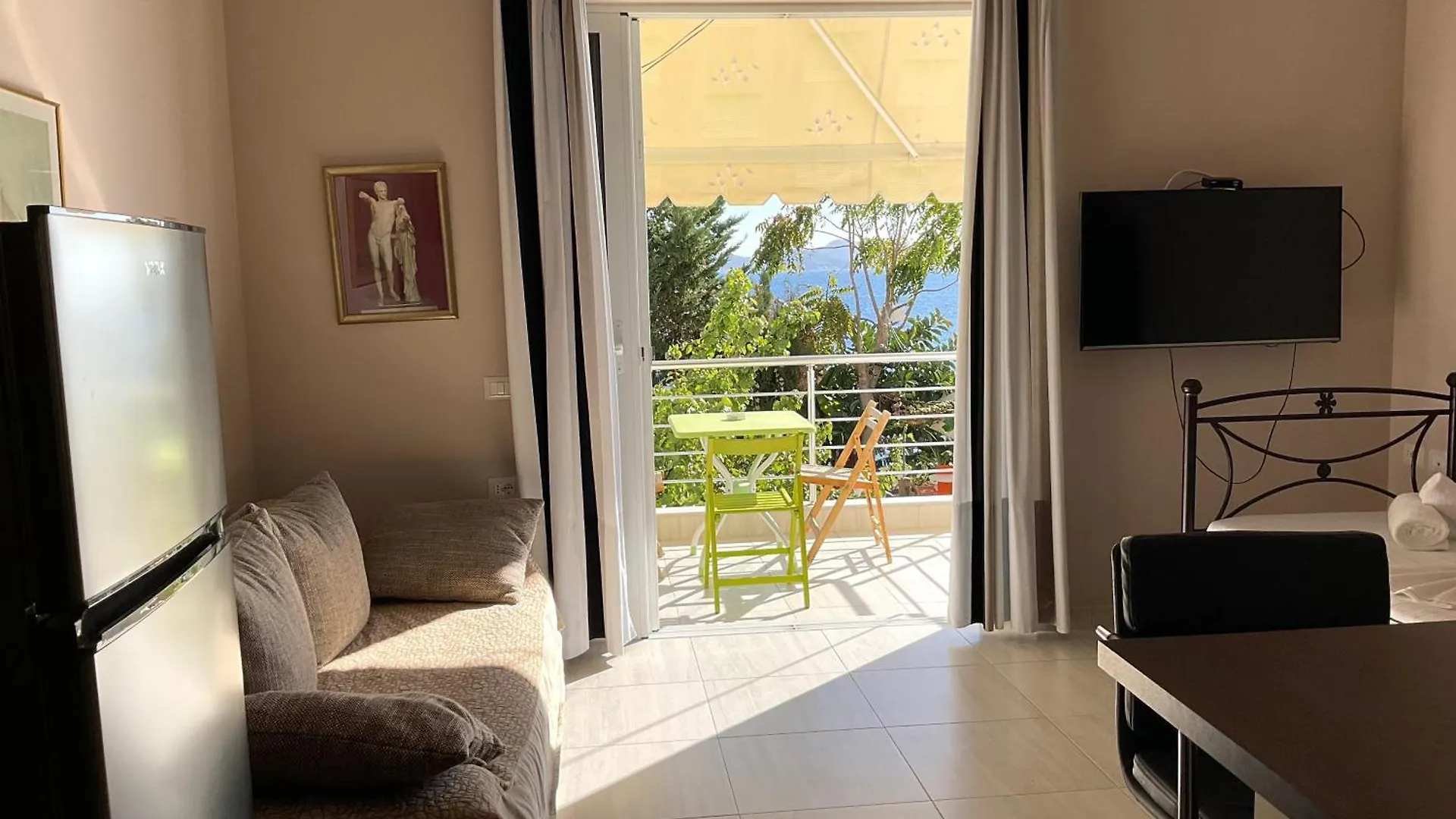 Mojito Beach Apartments With Free Parking Σαράντα