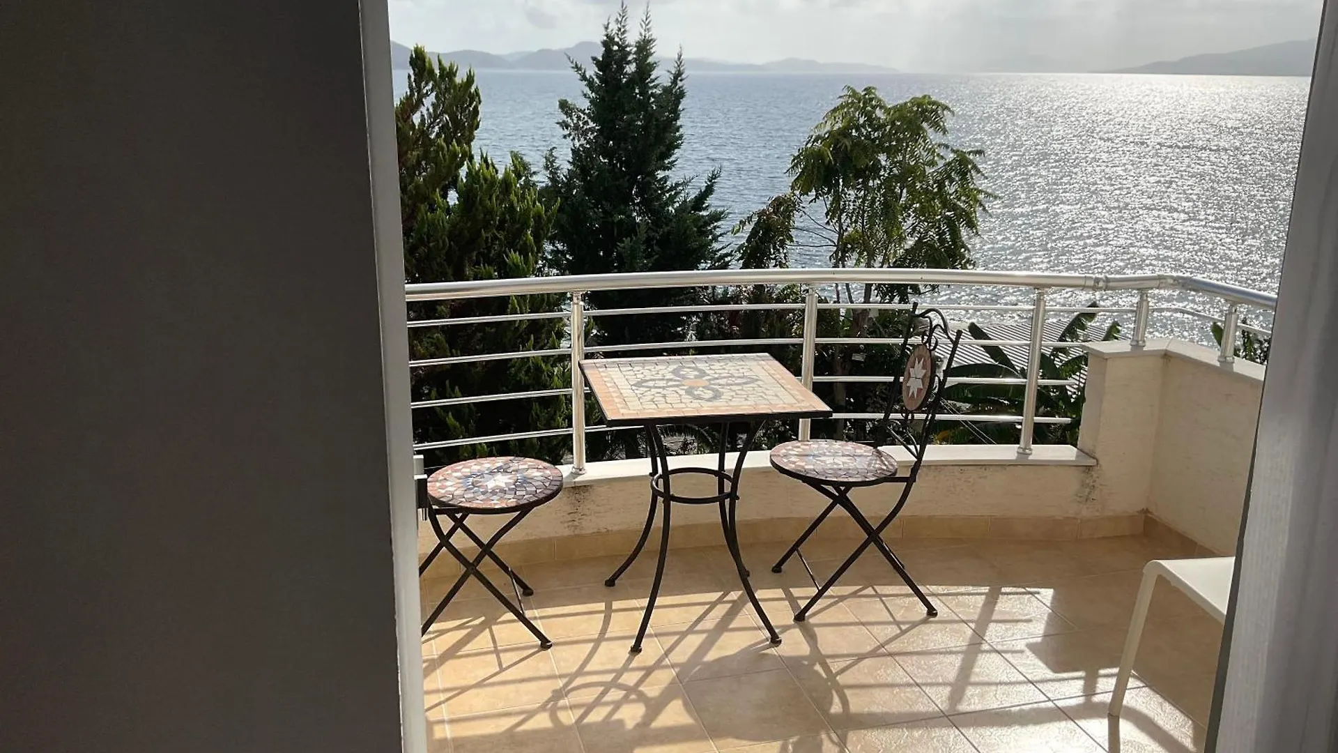Mojito Beach Apartments With Free Parking Σαράντα