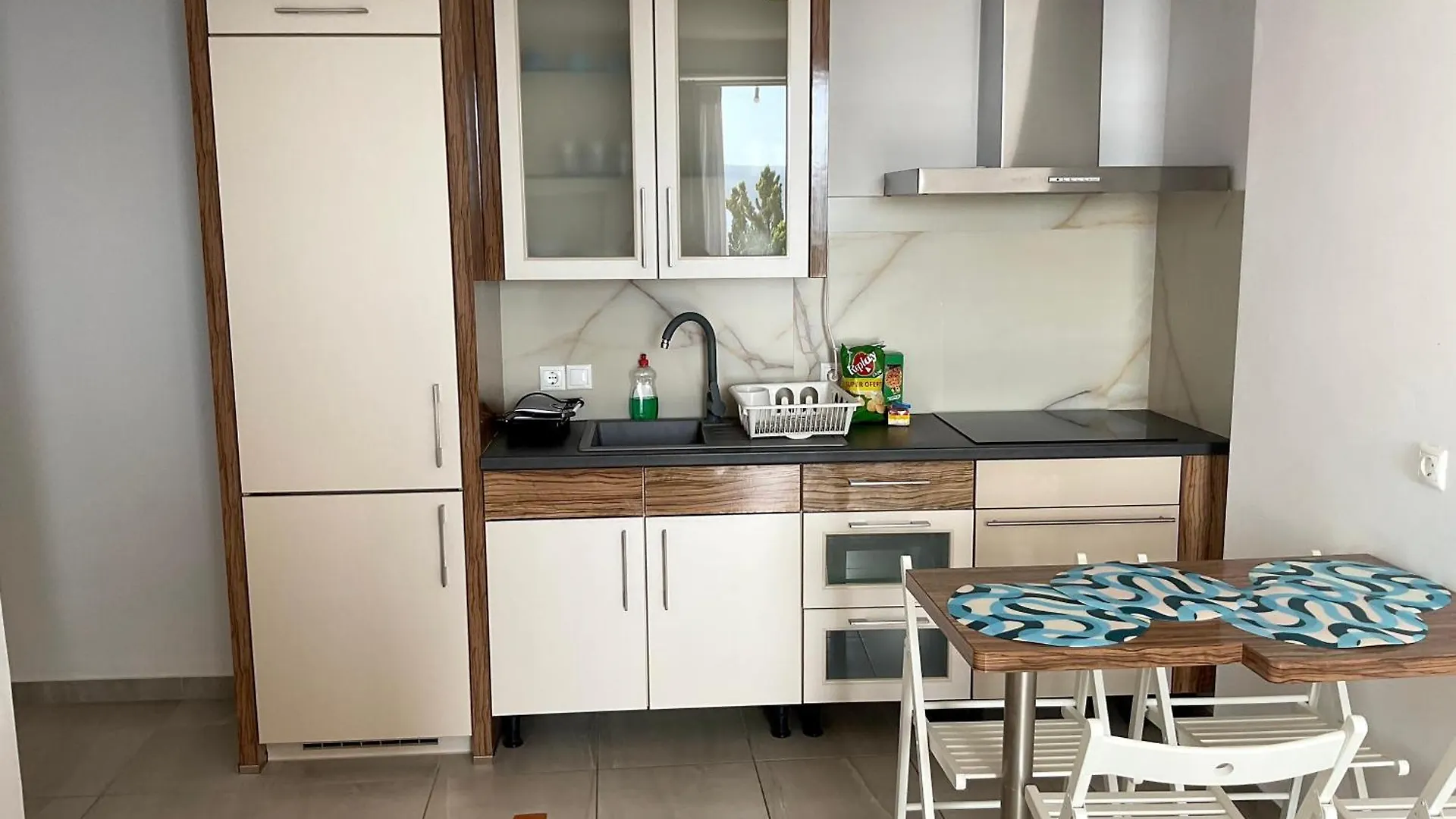 Mojito Beach Apartments With Free Parking Σαράντα
