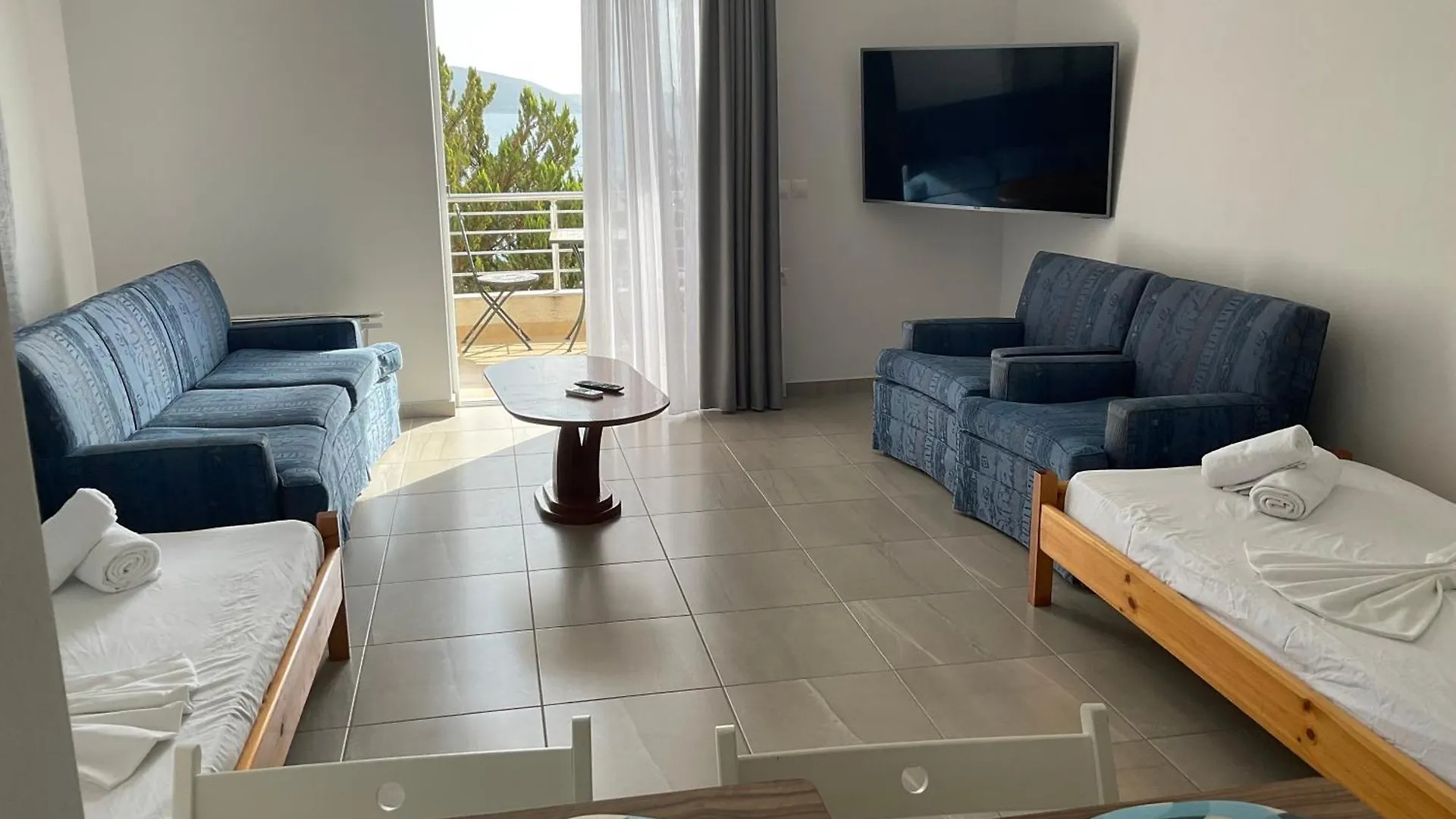 Mojito Beach Apartments With Free Parking Σαράντα